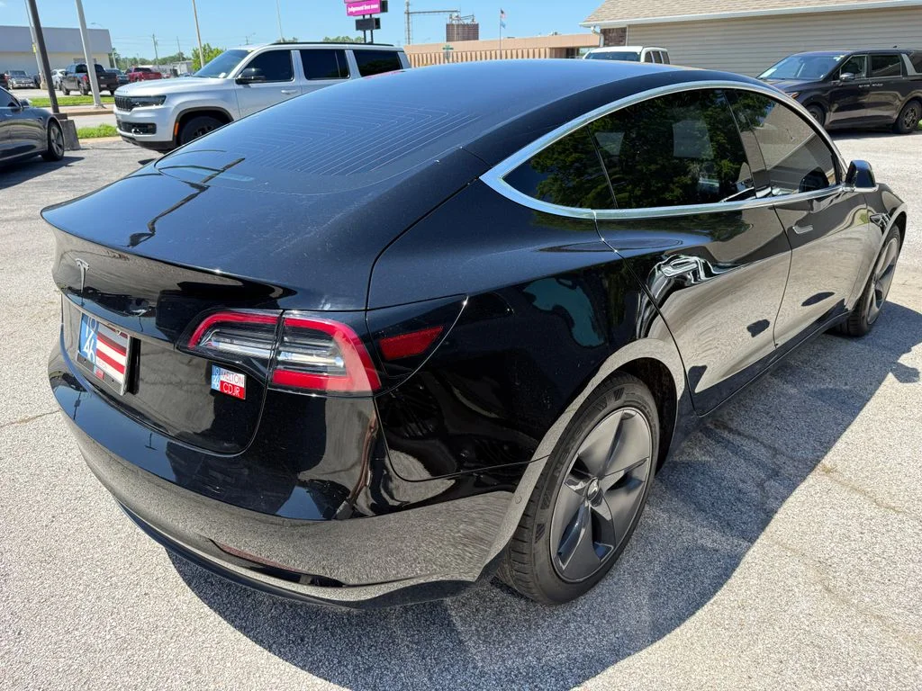 Used 2019 Black Tesla Standard Range Plus image 24