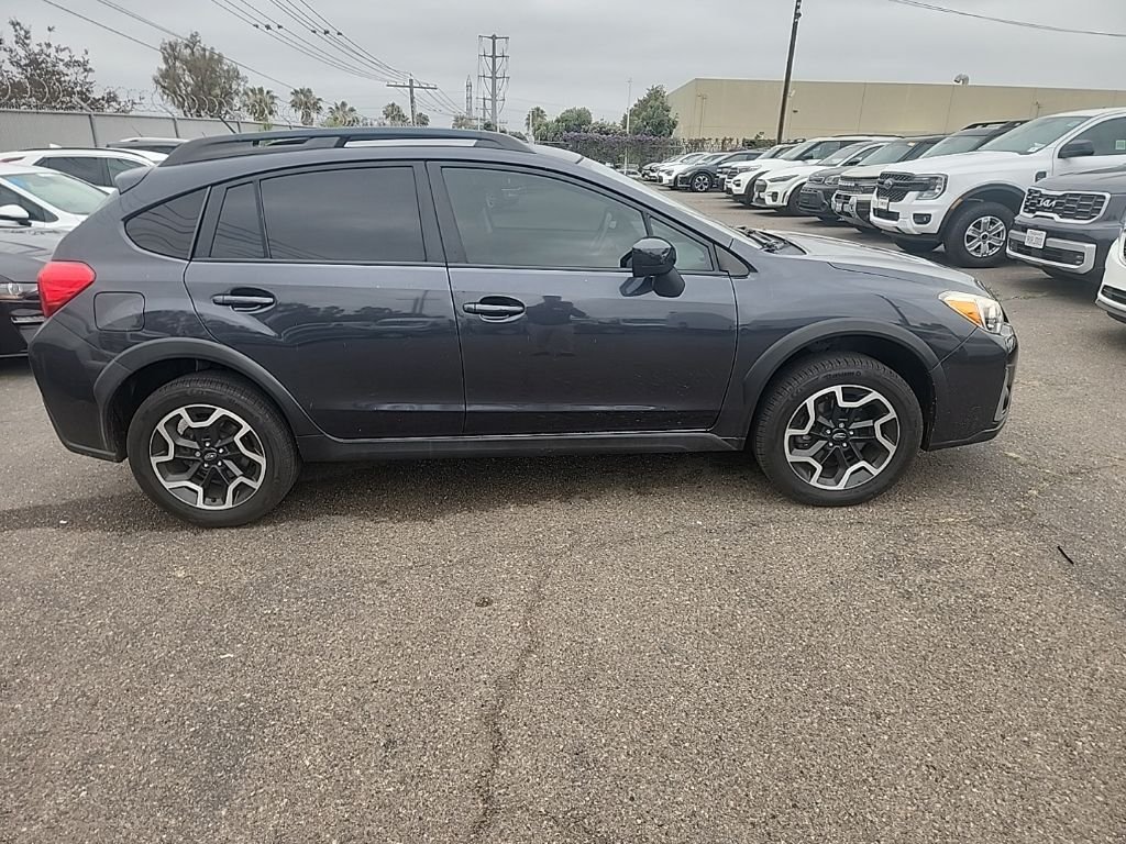 Used 2016 Gray Subaru 2.0i Premium image 17