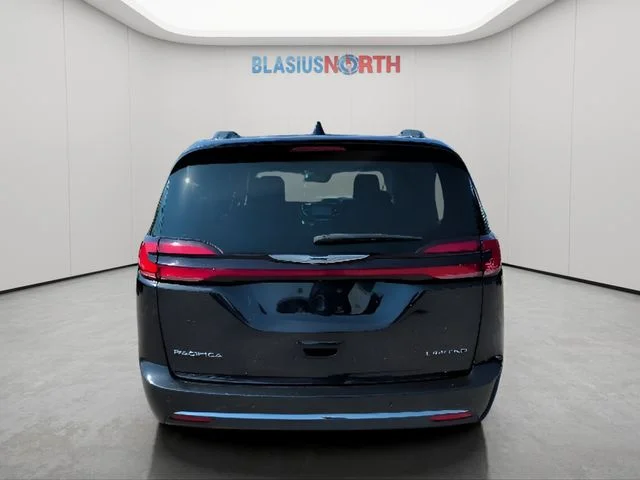 Used 2023 Black Chrysler Limited image 6