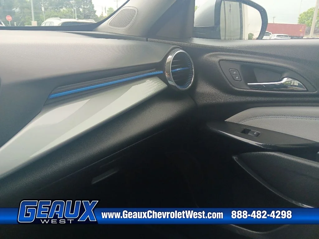 Used 2025 Gray Chevrolet LT image 20