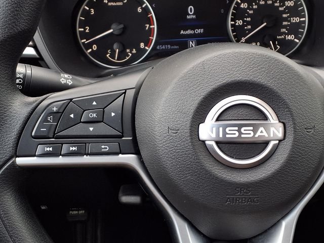 Used 2024 Red Nissan 2.5 SV image 18