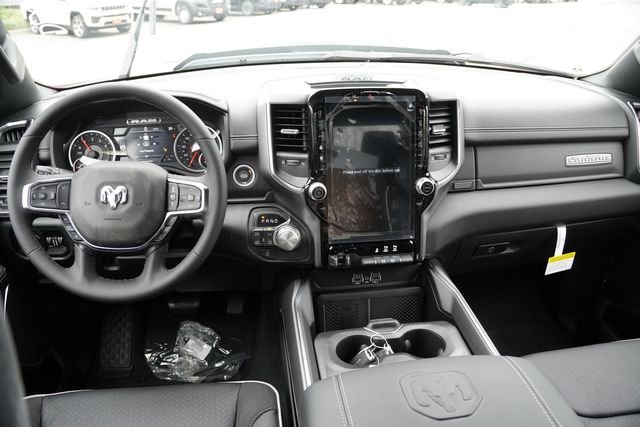 New 2026 Bright White Clear-Coat Exterior Paint RAM Laramie image 13