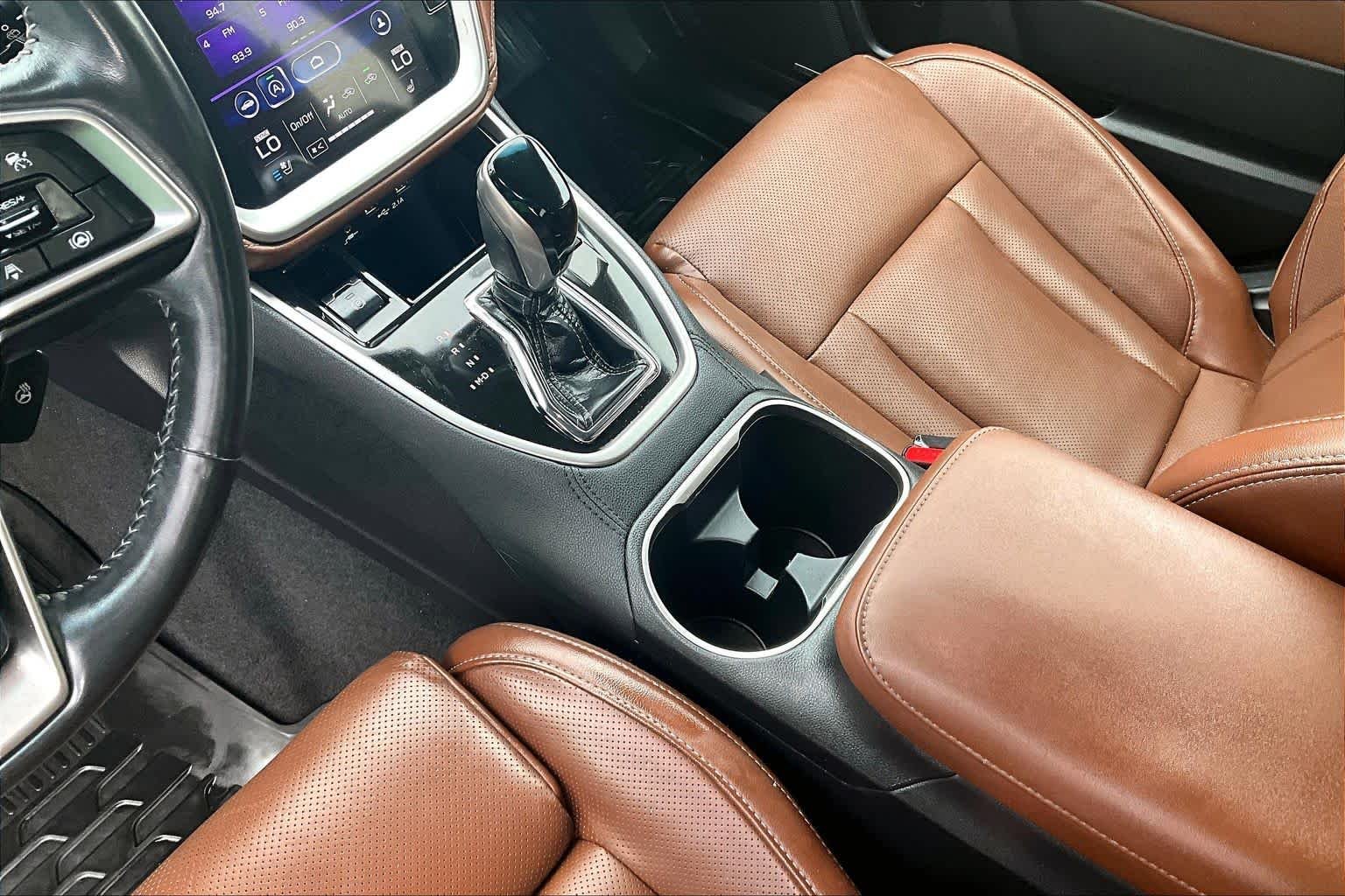 Used 2021 Crystal White Pearl Subaru Touring image 16