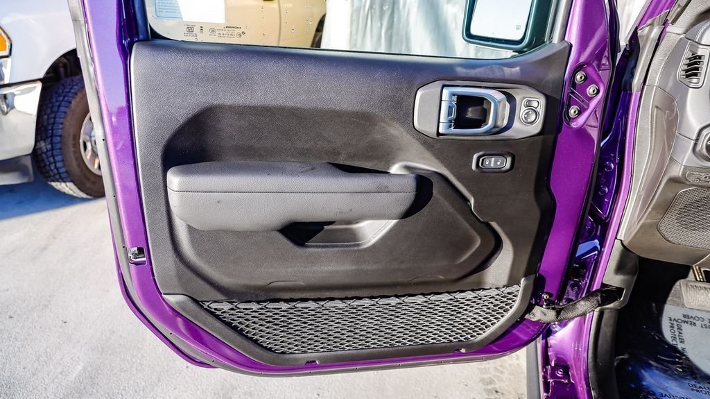 New 2026 Reign Jeep Mojave image 22