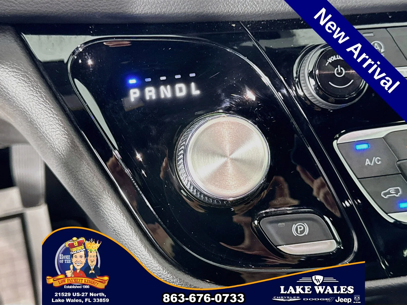Used 2026 White Chrysler Select image 16
