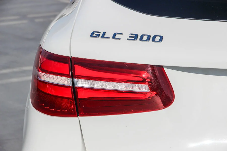 Used 2018 White Mercedes-Benz GLC 300 image 7