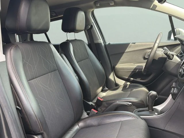 Used 2018 Gray Chevrolet LT image 20