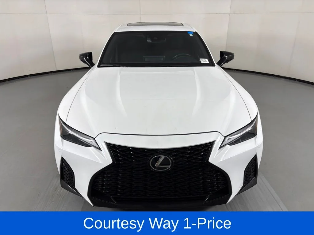 Used 2024 White Lexus 500 F SPORT Performance Premium image 4