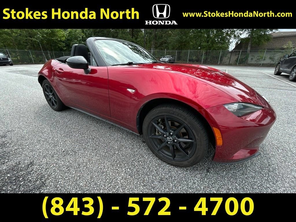 Used 2019 Red Mazda Sport image 6