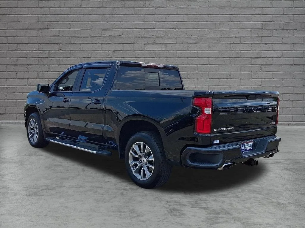 Used 2020 BLACK Chevrolet RST image 37