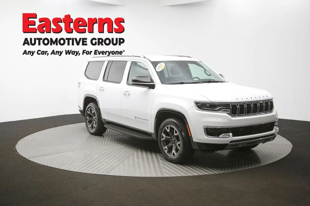 Used 2023 White Jeep Series III image 47