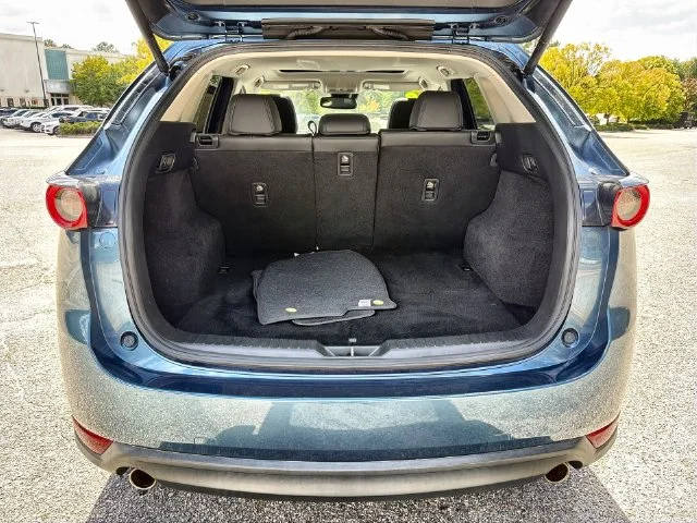 Used 2018 Blue Mazda Touring image 24