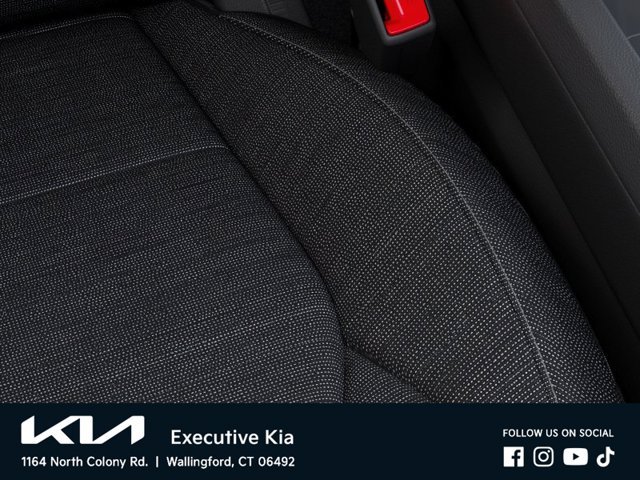 New 2027 Pale Gray Kia S image 24