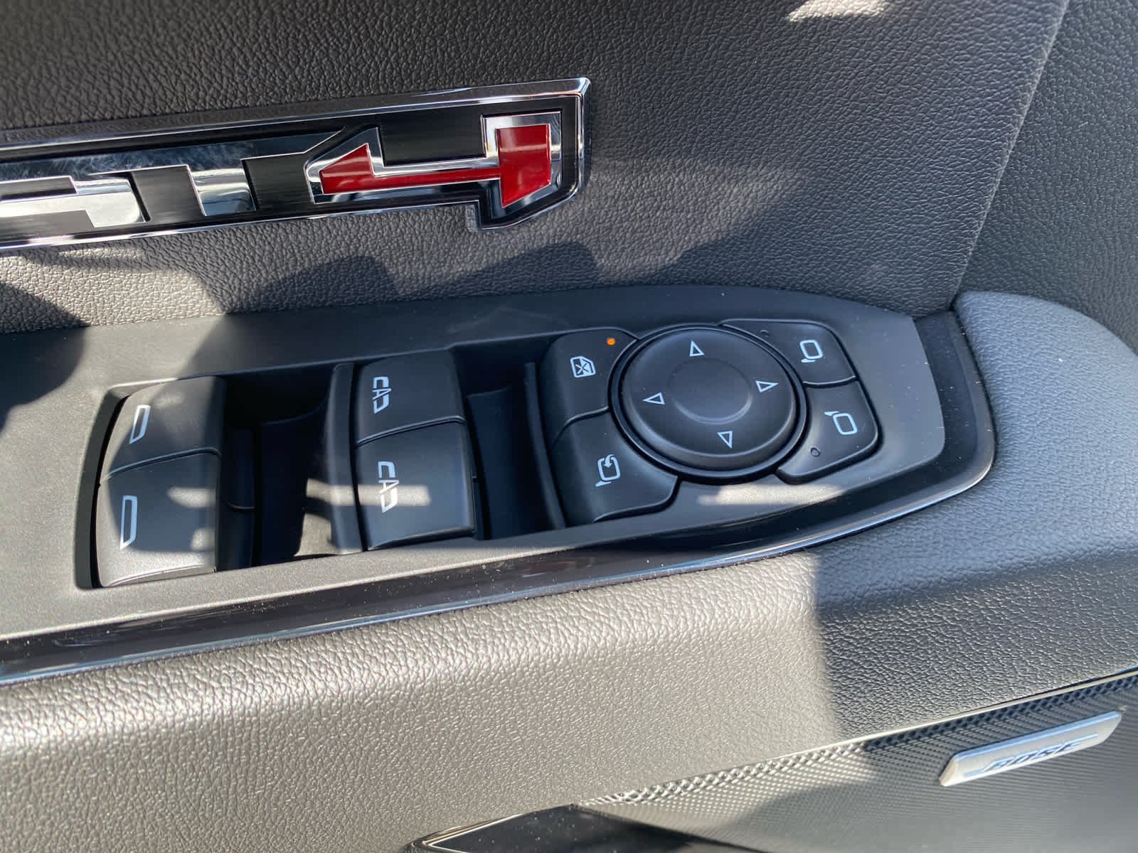 2026 GMC Sierra 1500 AT4 - Photo 8