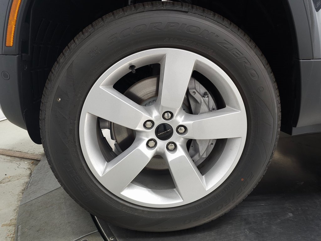 2026 LAND ROVER DEFENDER - Image 9