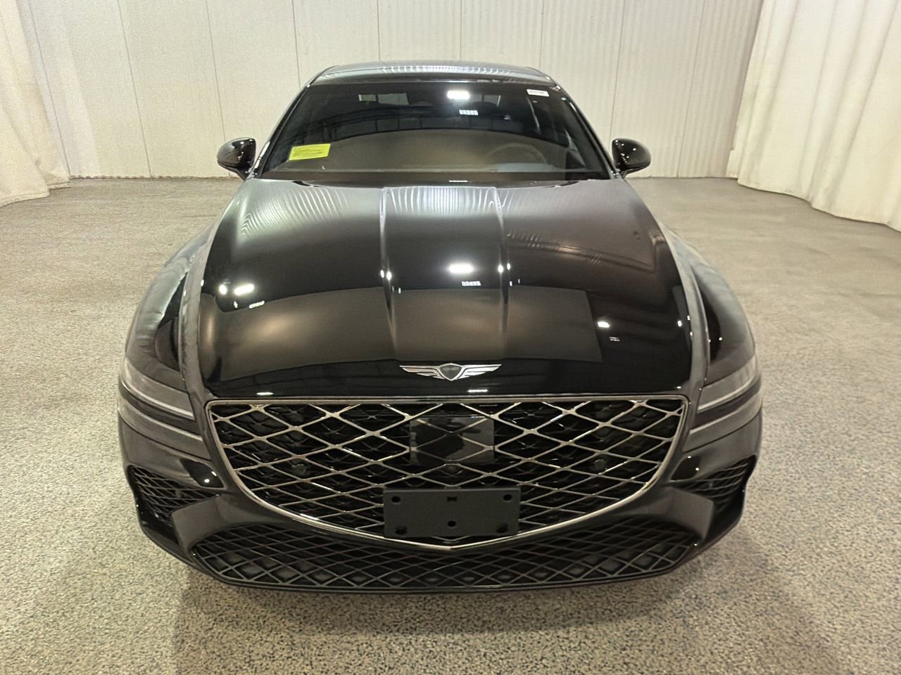 New 2026 Vik Black Genesis 2.5T SPORT PRESTIGE image 2