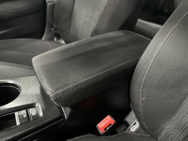 Certified Used 2022 Silver Honda EX image 28