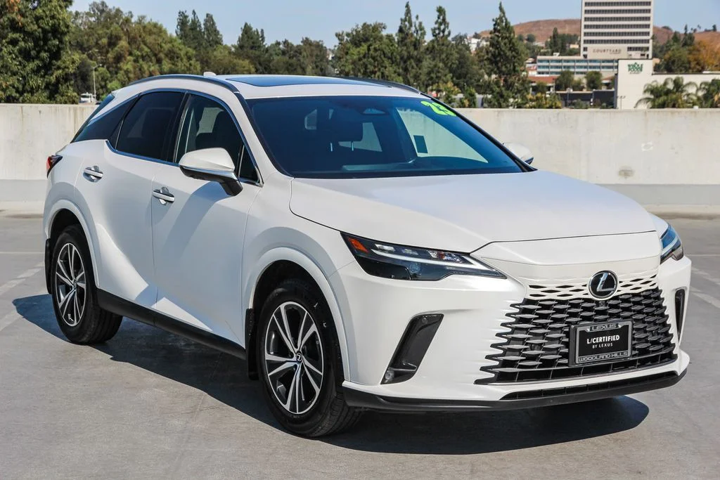 Certified Used 2023 EMINENT WHITE PEARL Lexus 350 Premium image 3