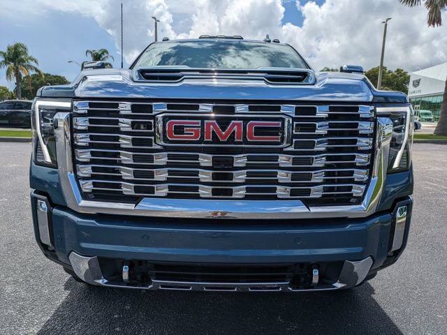 2026 GMC Sierra 3500HD Denali - Photo 9