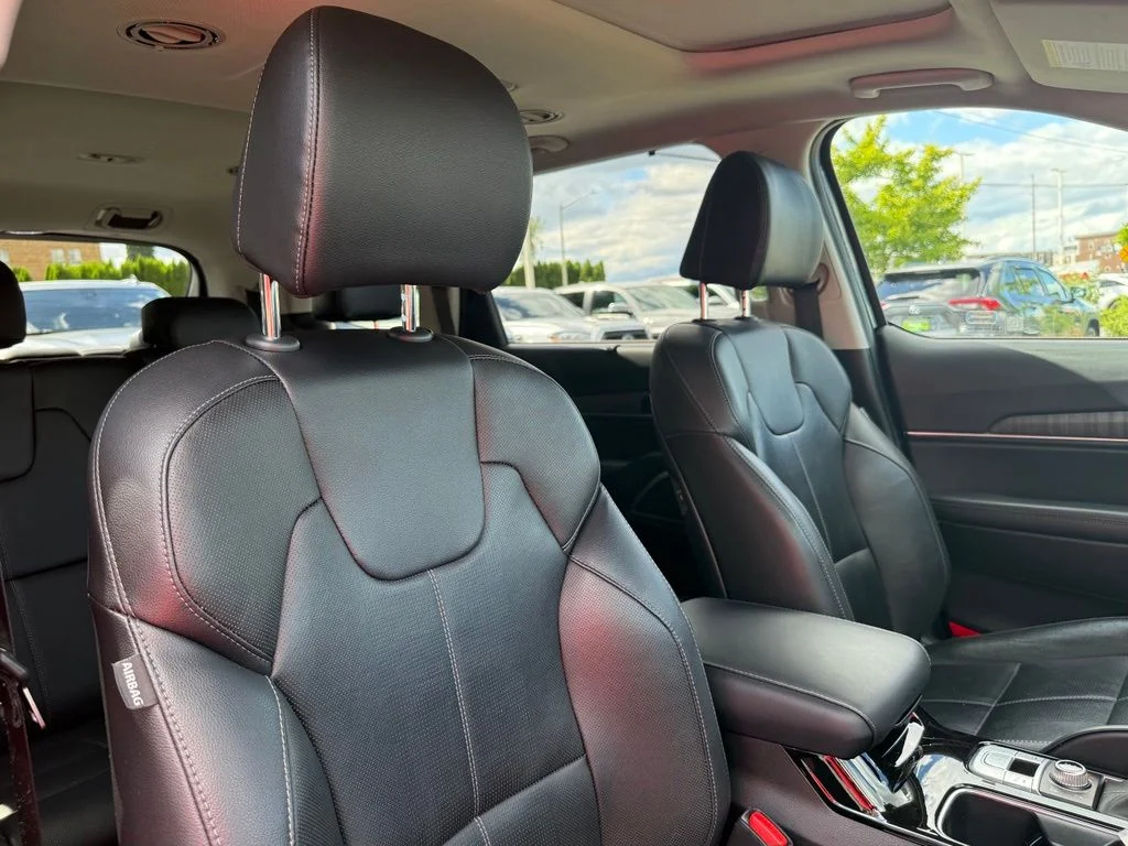 Used 2024 Black Kia EX image 22