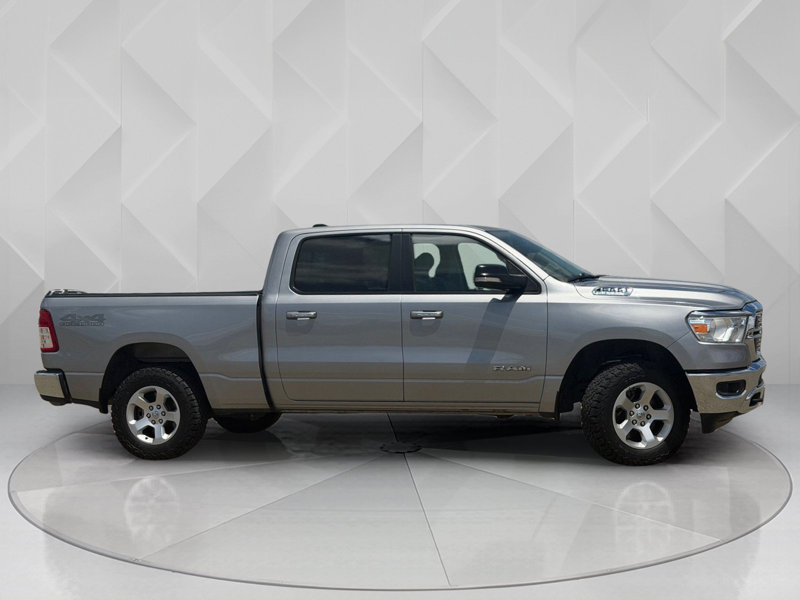 Used 2020 Billet Silver Metallic Clearcoat Ram Big Horn image 7