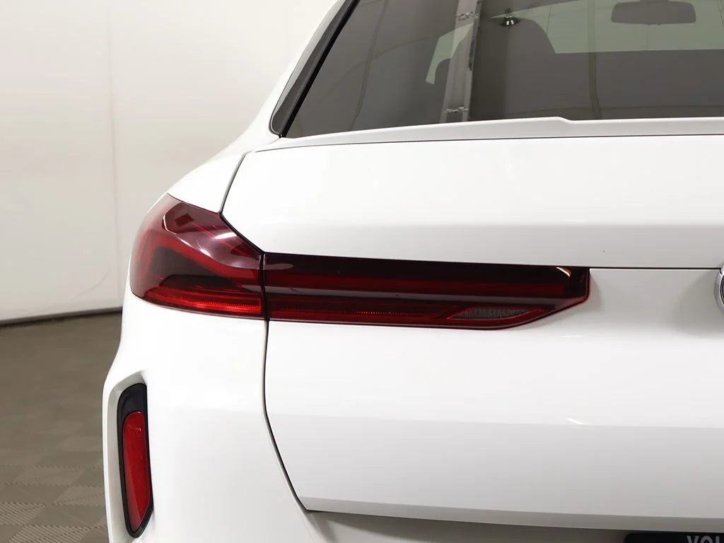 Used 2023 Alpine White BMW Base image 22