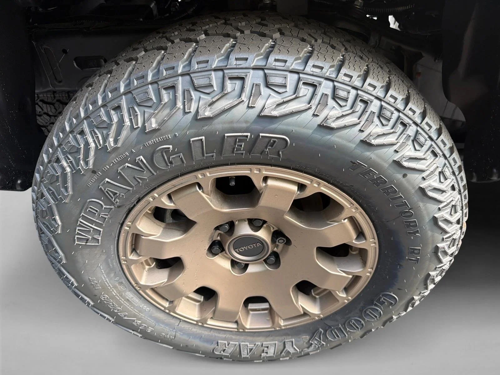 New 2026 Celestial Silver Metallic Toyota Trailhunter image 17