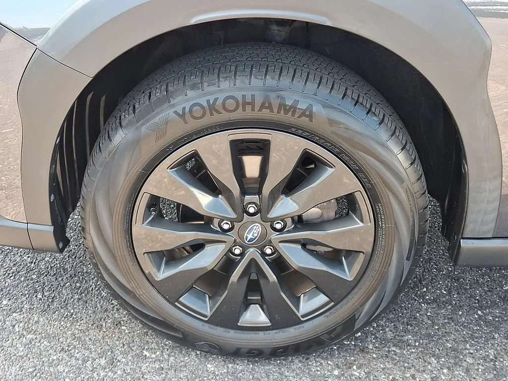 Used 2023  Subaru Onyx Edition XT image 29