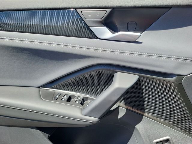 New 2026 White/off-white Volkswagen 2.0T SE R-Line Black image 10