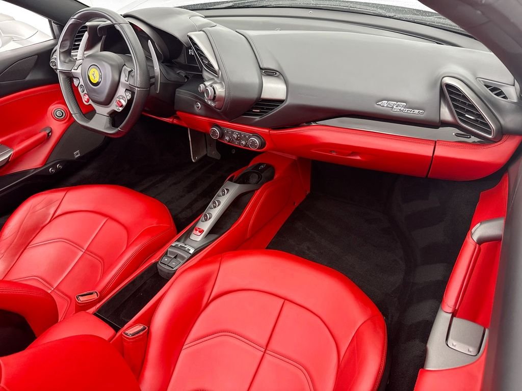Used 2018 Argento Nurburgring Ferrari  image 25