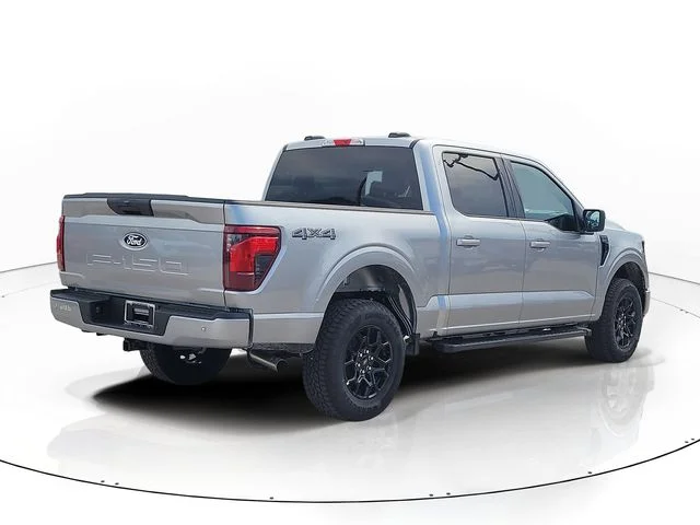 New 2026 Silver Metallic Ford XLT image 5
