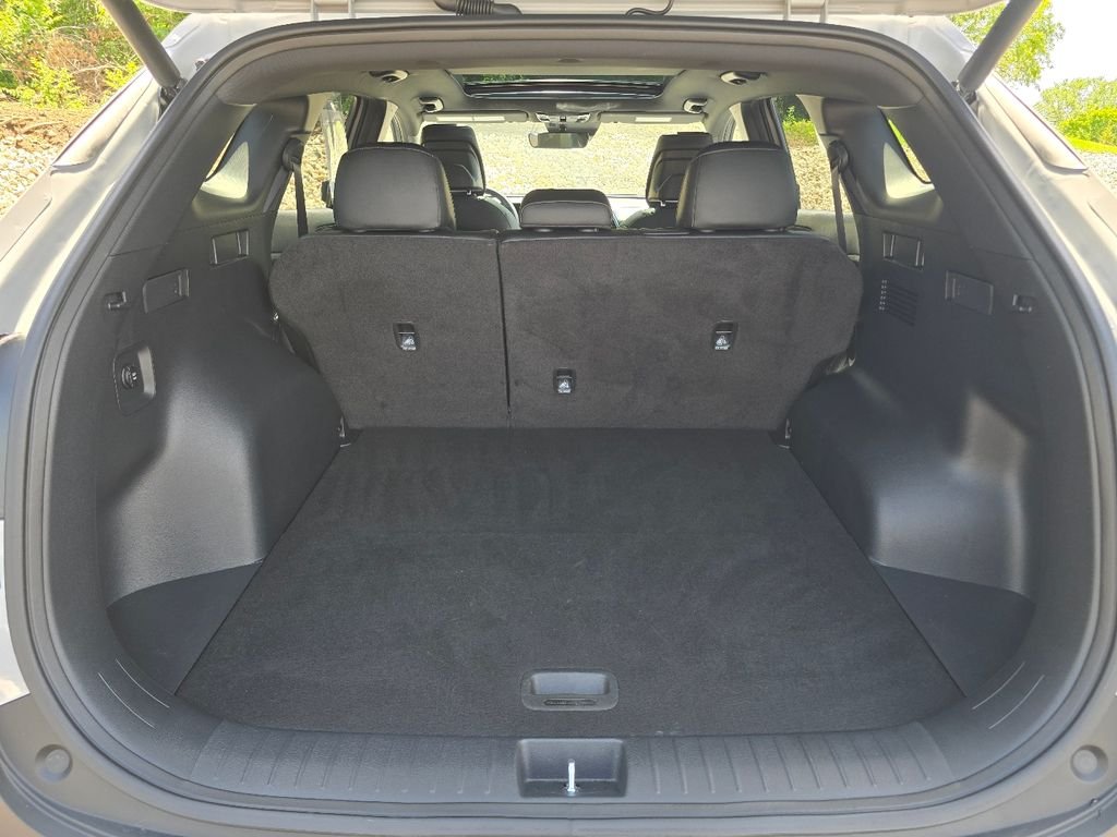Used 2025 Gray Kia X-Line image 25