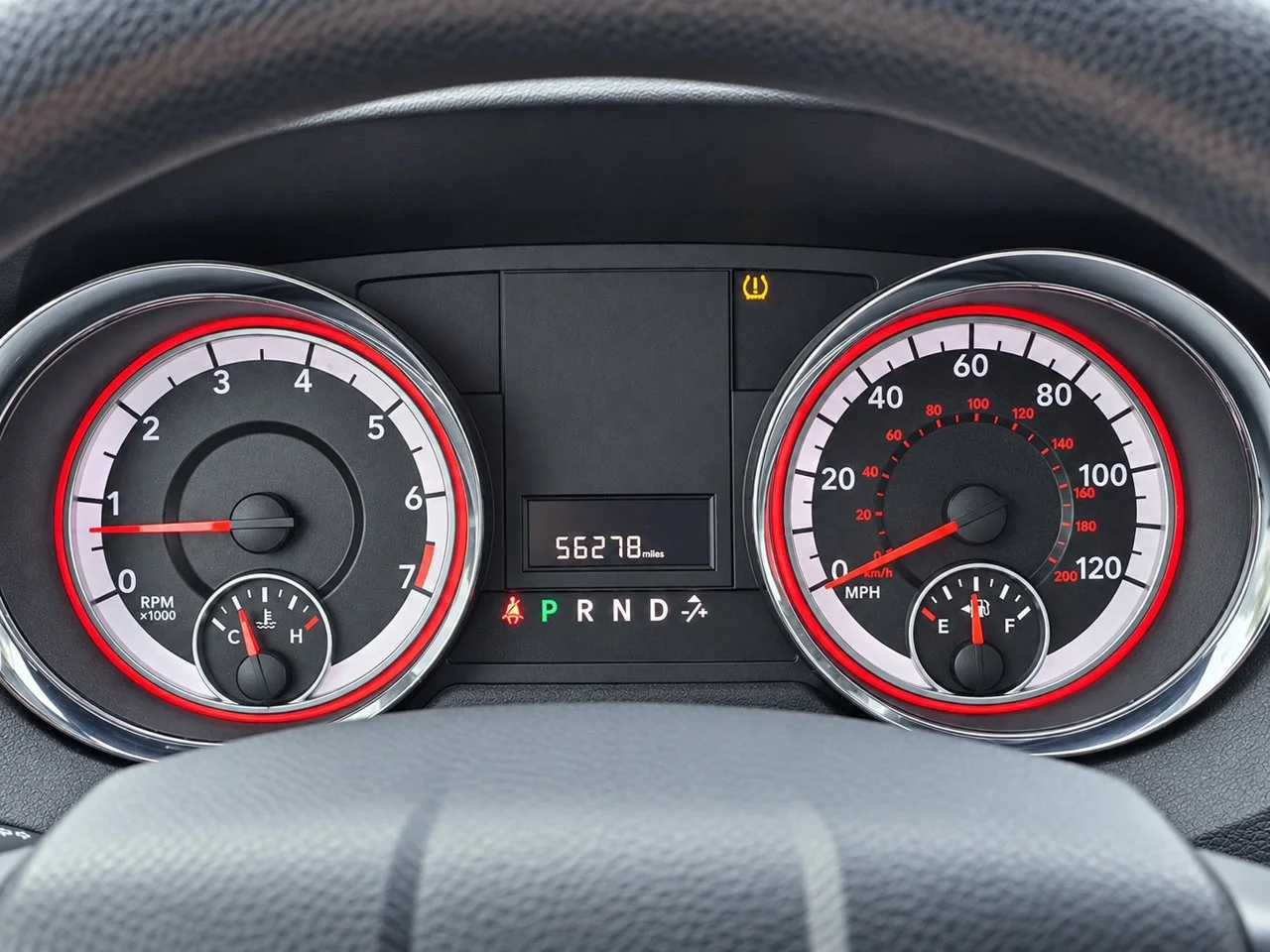 Used 2019 Octane Red Pearlcoat Dodge SE image 18