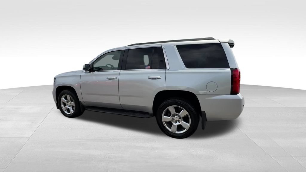 Used 2016 SILVER ICE METALLIC Chevrolet LS image 4