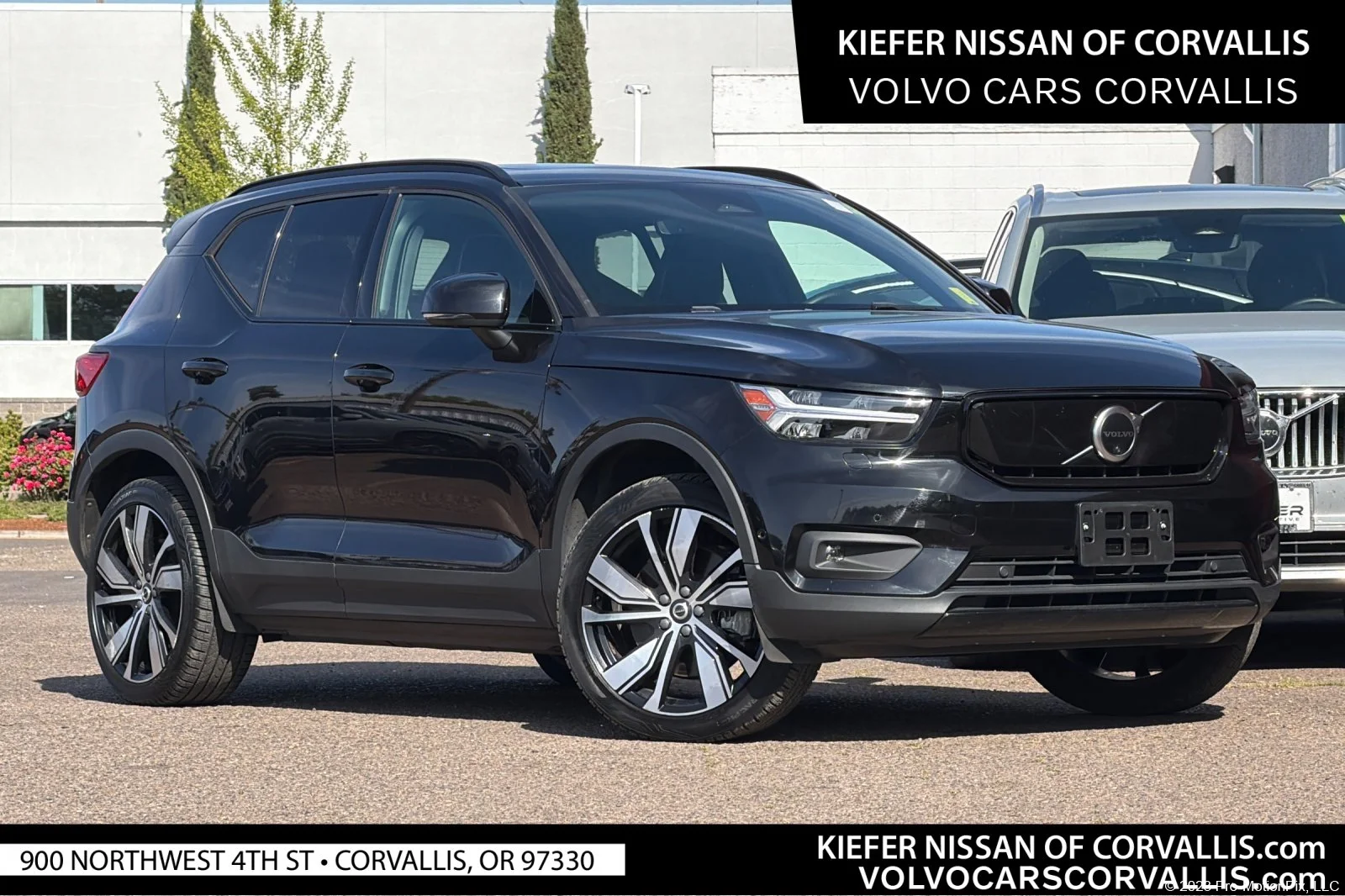 2022 Volvo XC40 P8 Recharge Ultimate AWD's photo