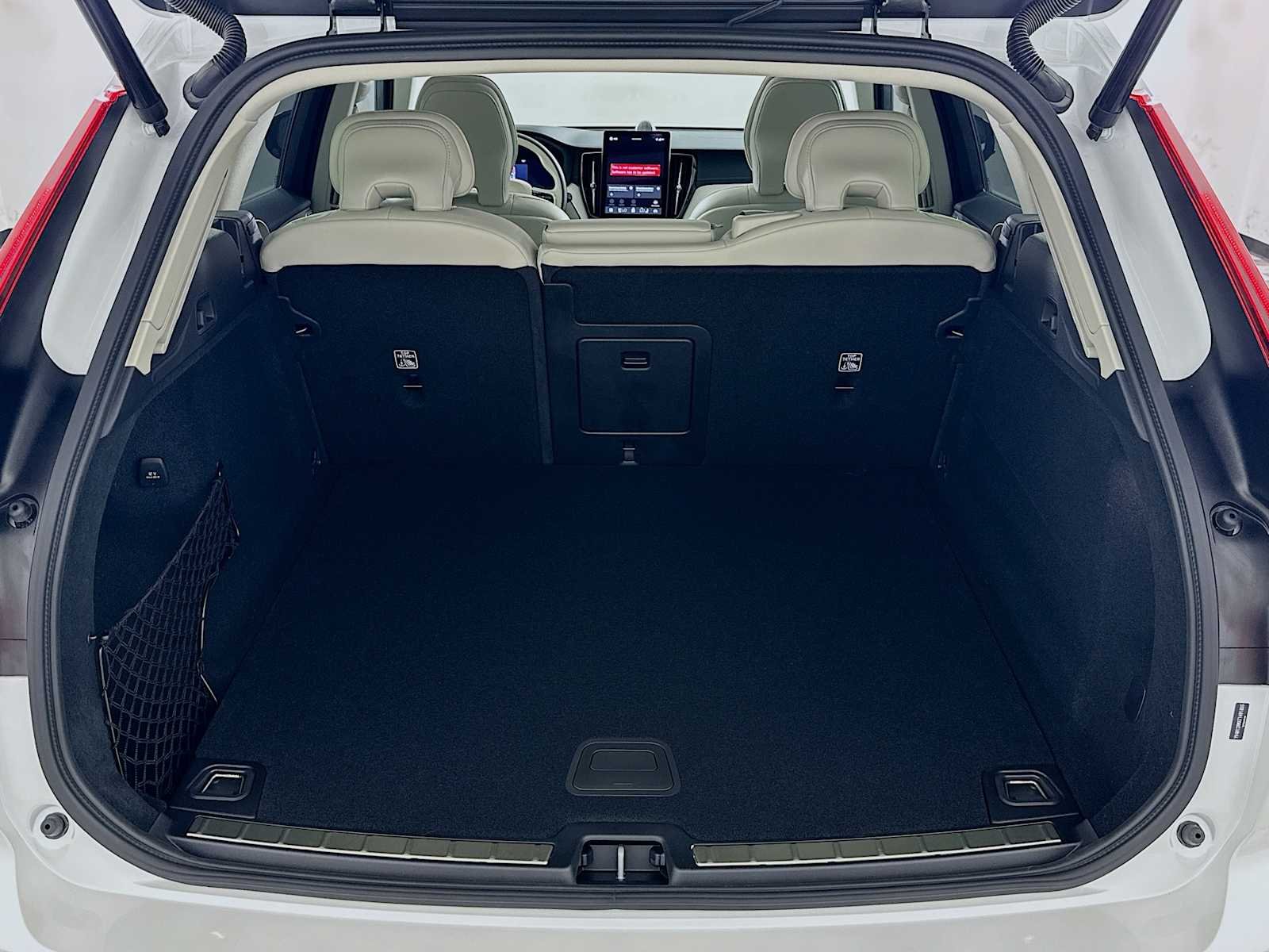 New 2026 Crystal White Volvo Ultra image 24