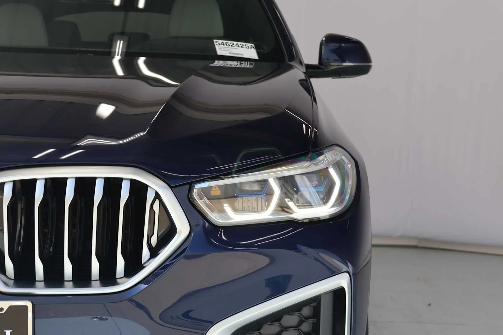 Used 2020 Tanzanite Blue II Metallic BMW xDrive40i image 5