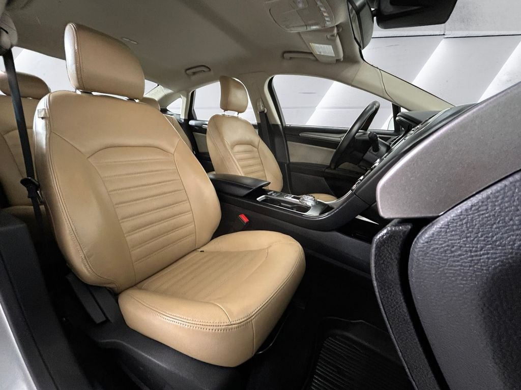 Used 2019 Silver Ford S image 14