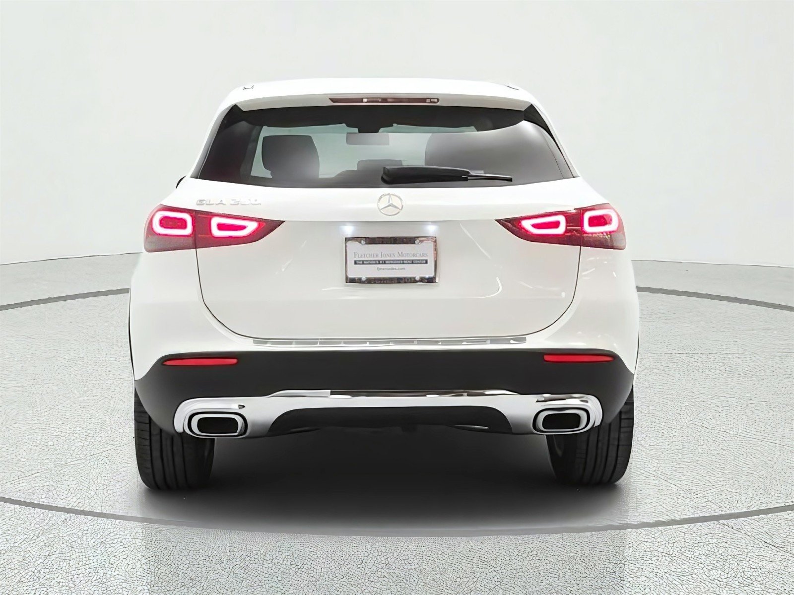 Used 2021 Polar White Mercedes-Benz GLA 250 SUV image 6