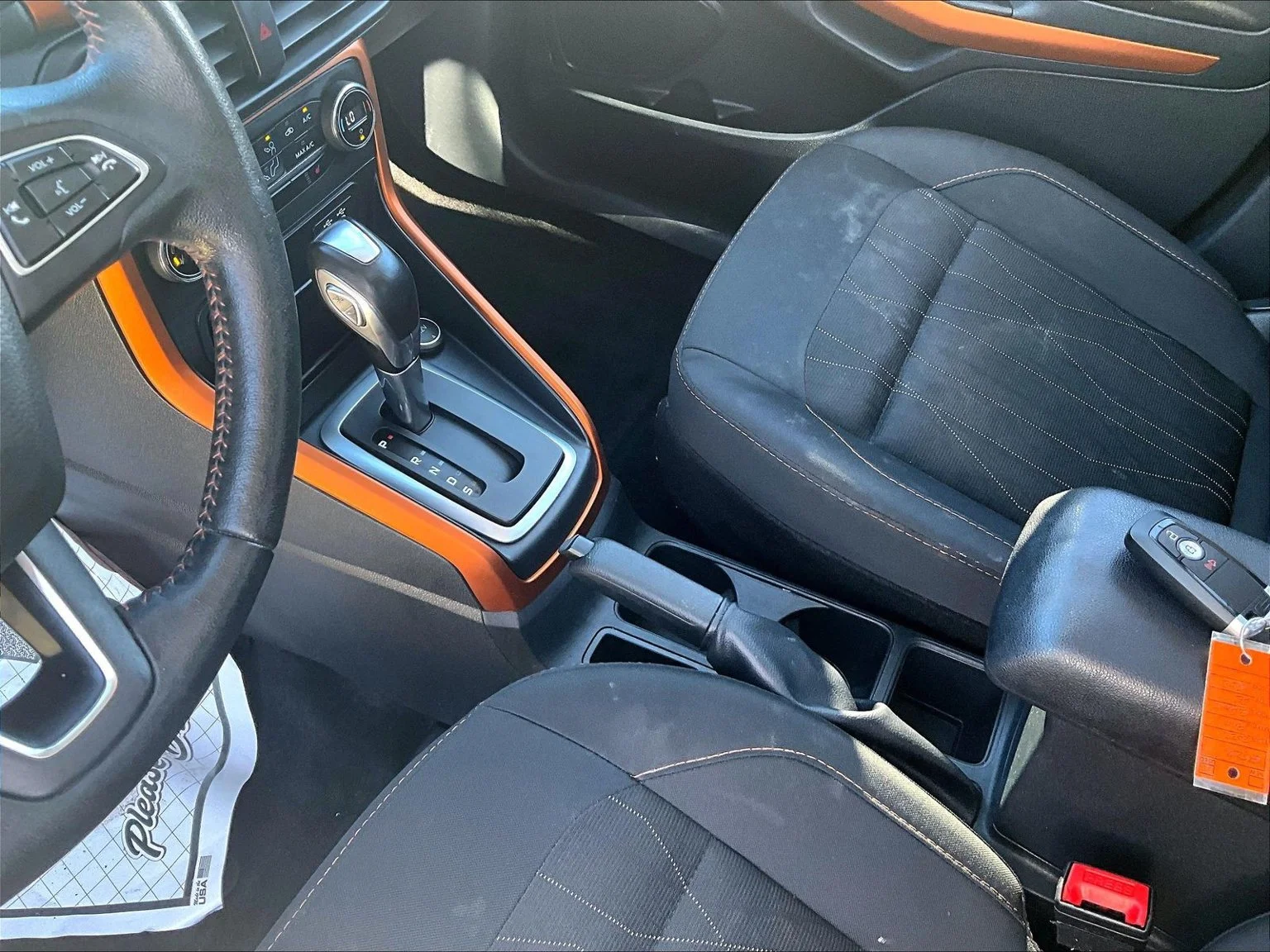Used 2022 Blue Ford SE image 15