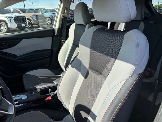 Used 2018 White Subaru 2.0i Premium image 12