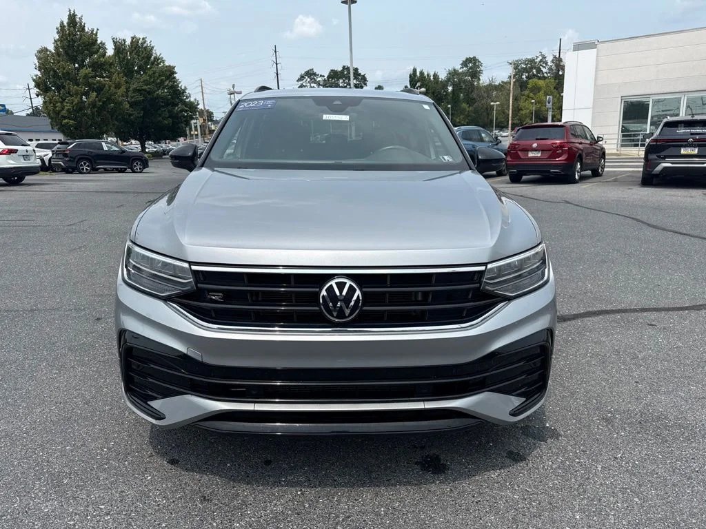 Certified Used 2023 Pyrite Silver Metallic Volkswagen 2.0T SE R-Line Black image 9
