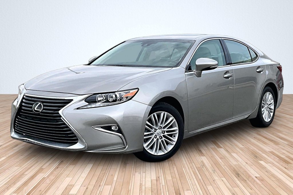Used 2017 Silver Lexus 350 image 1
