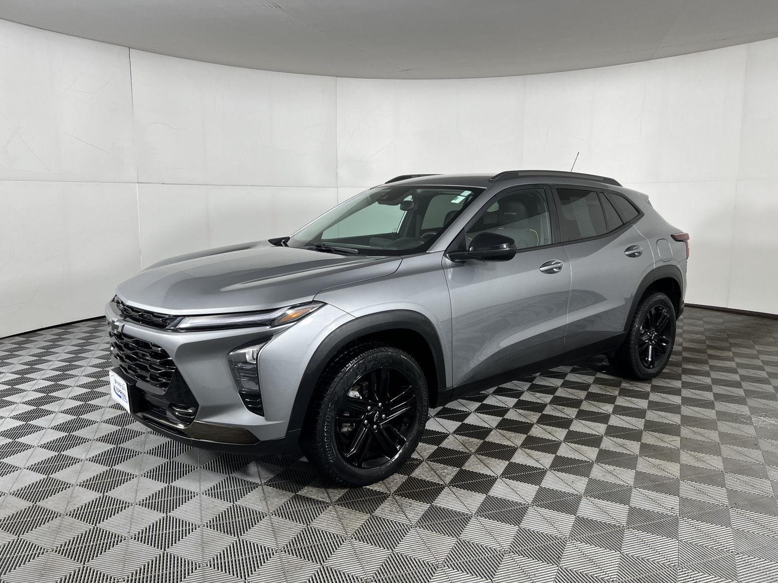 Used 2024 Sterling Gray Metallic Chevrolet ACTIV image 15