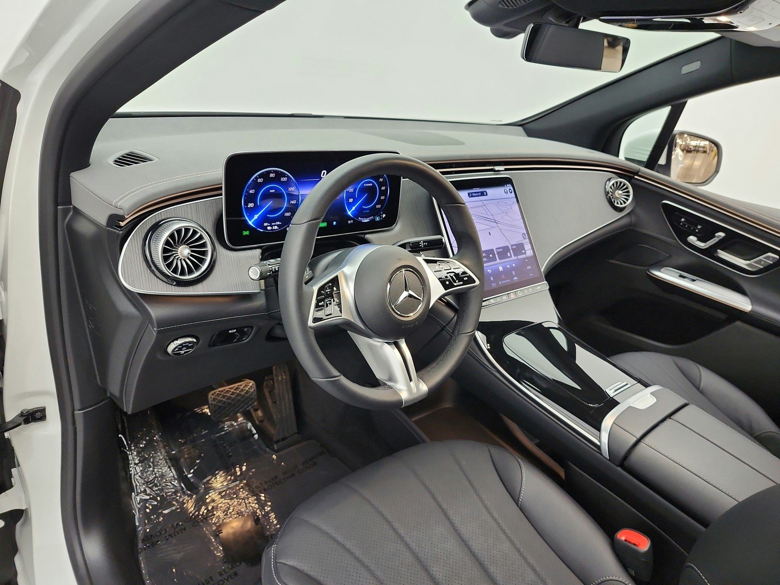 Certified Used 2026 Polar White Mercedes-Benz EQE 320 4MATIC® SUV image 9