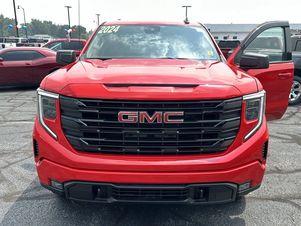 Certified Used 2024 Cardinal Red GMC Elevation image 23