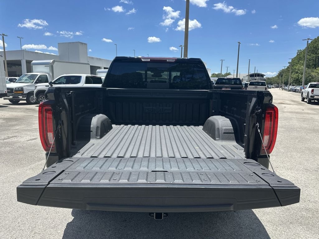 2025 GMC Sierra 1500 SLT - Photo 26