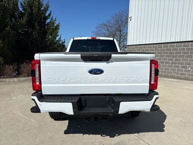 New 2026 Oxford White Ford XL image 7