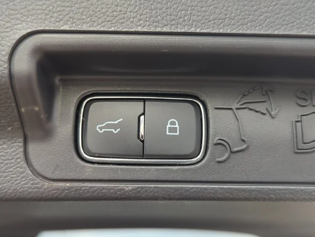 Used 2025 Black Ford Active image 9