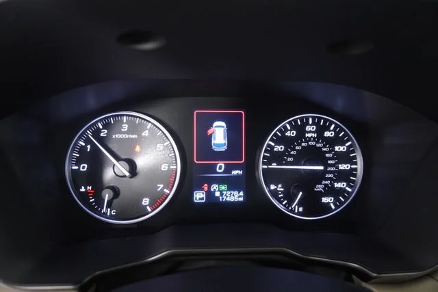 Certified Used 2025 Crystal White Pearl Subaru Limited image 24